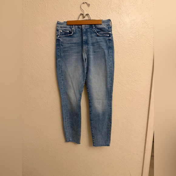 MOTHER High waisted looker ankle fray Jeans - Picture 2 of 11